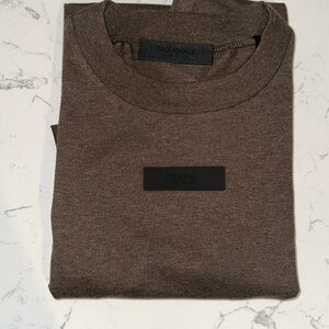 Essentials fear of god t shirt (oversized) size M